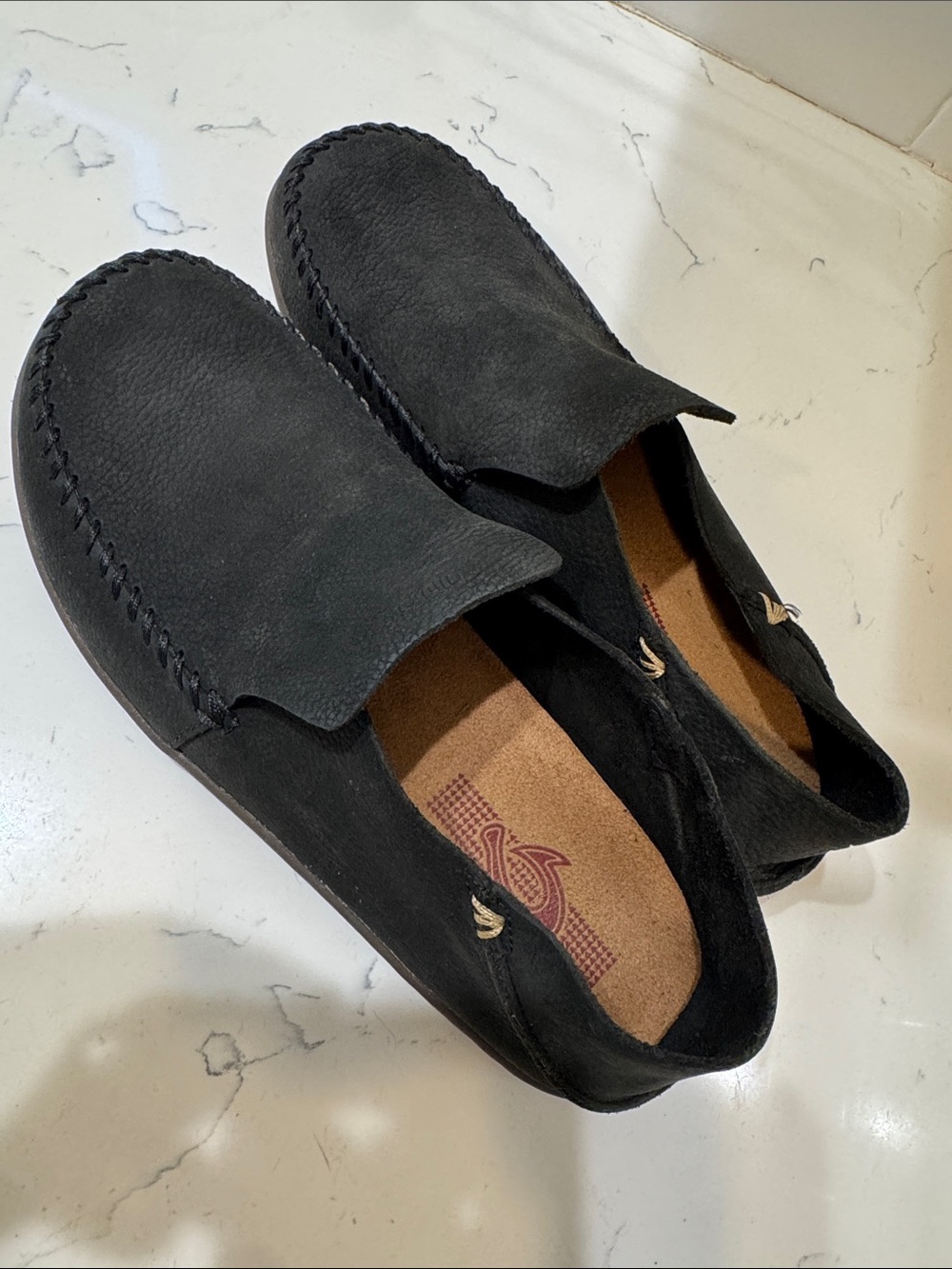 OluKai Men’s Black Slip-On Moccasin Loafers 9.5 - Picture 5 of 13